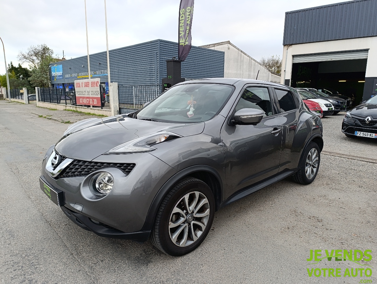 NISSAN JUKE