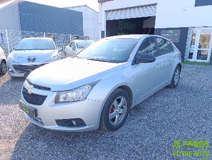 CHEVROLET CRUZE