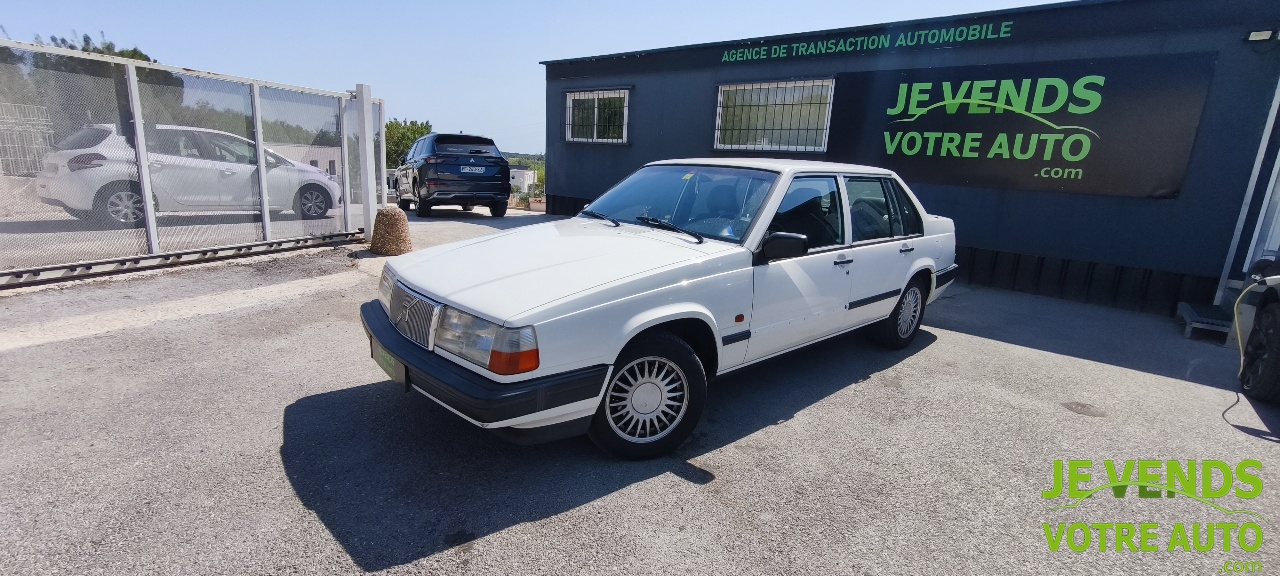 VOLVO 940