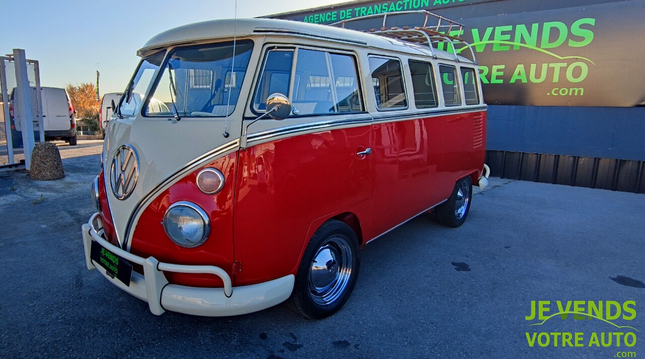 VOLKSWAGEN COMBI