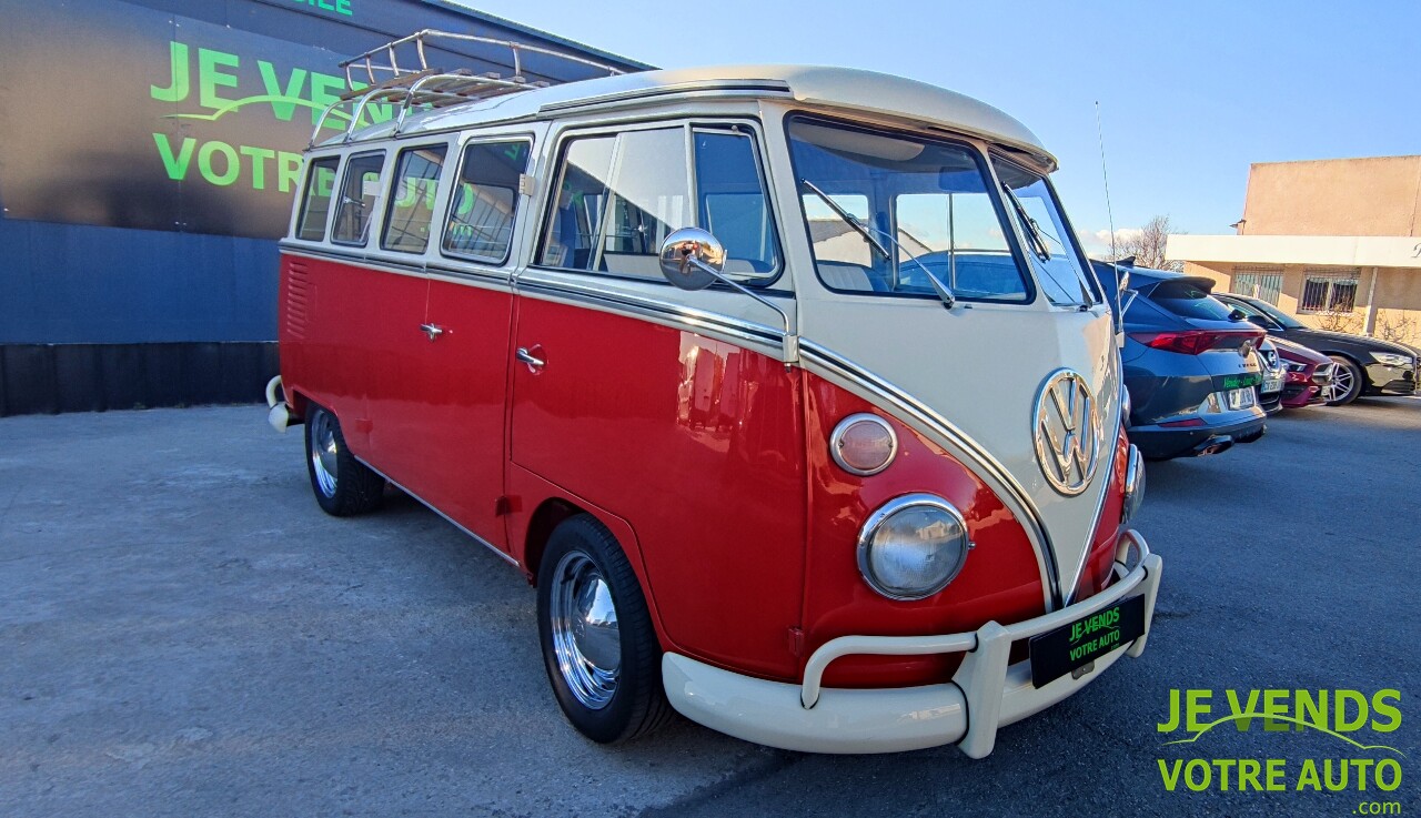 VOLKSWAGEN COMBI