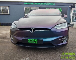TESLA MODEL X