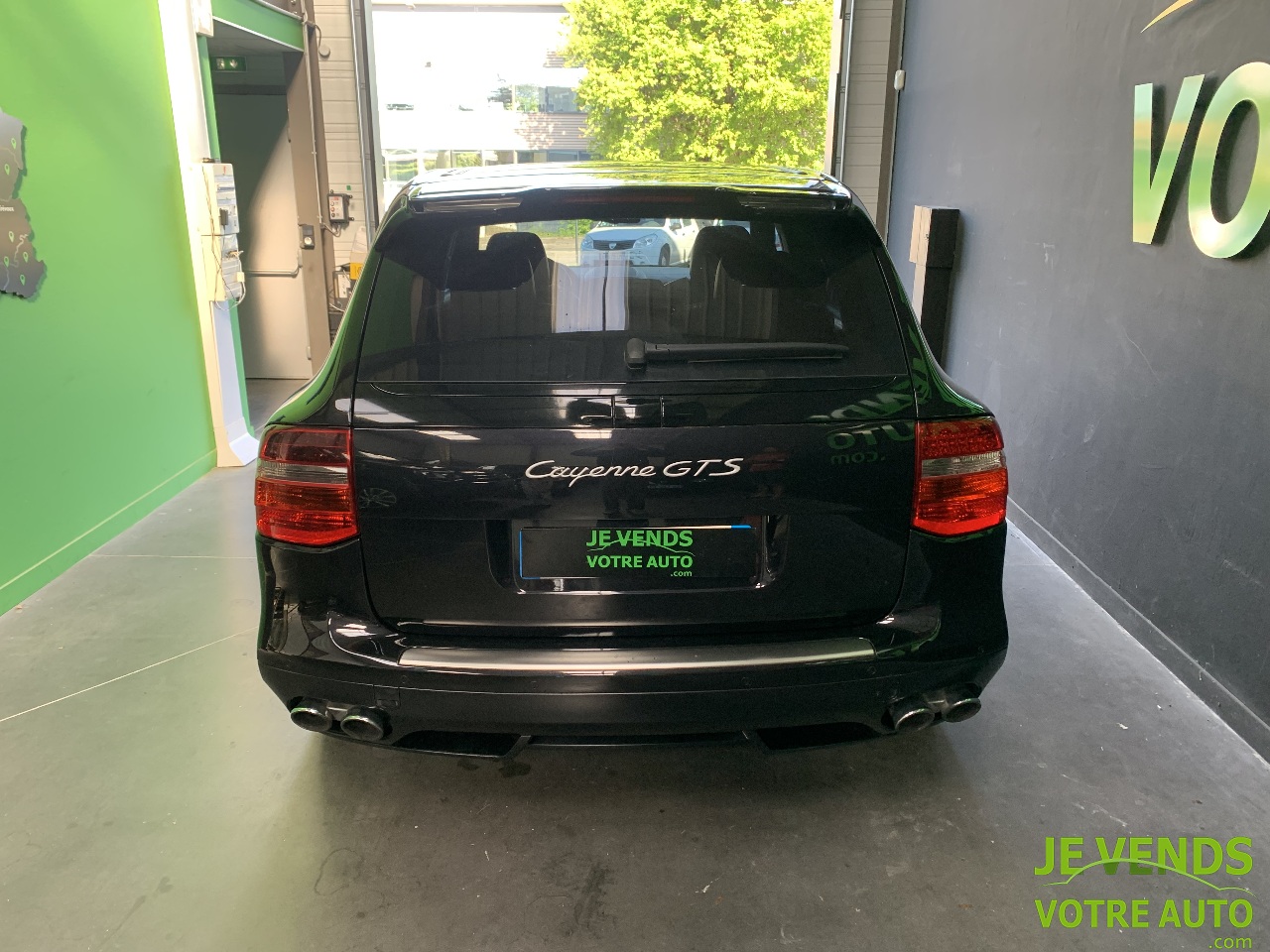 PORSCHE CAYENNE