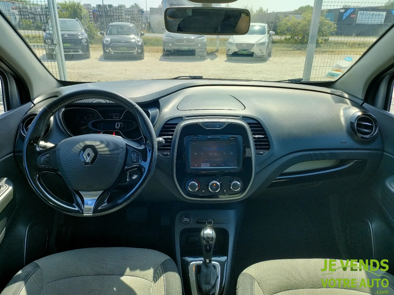 RENAULT CAPTUR