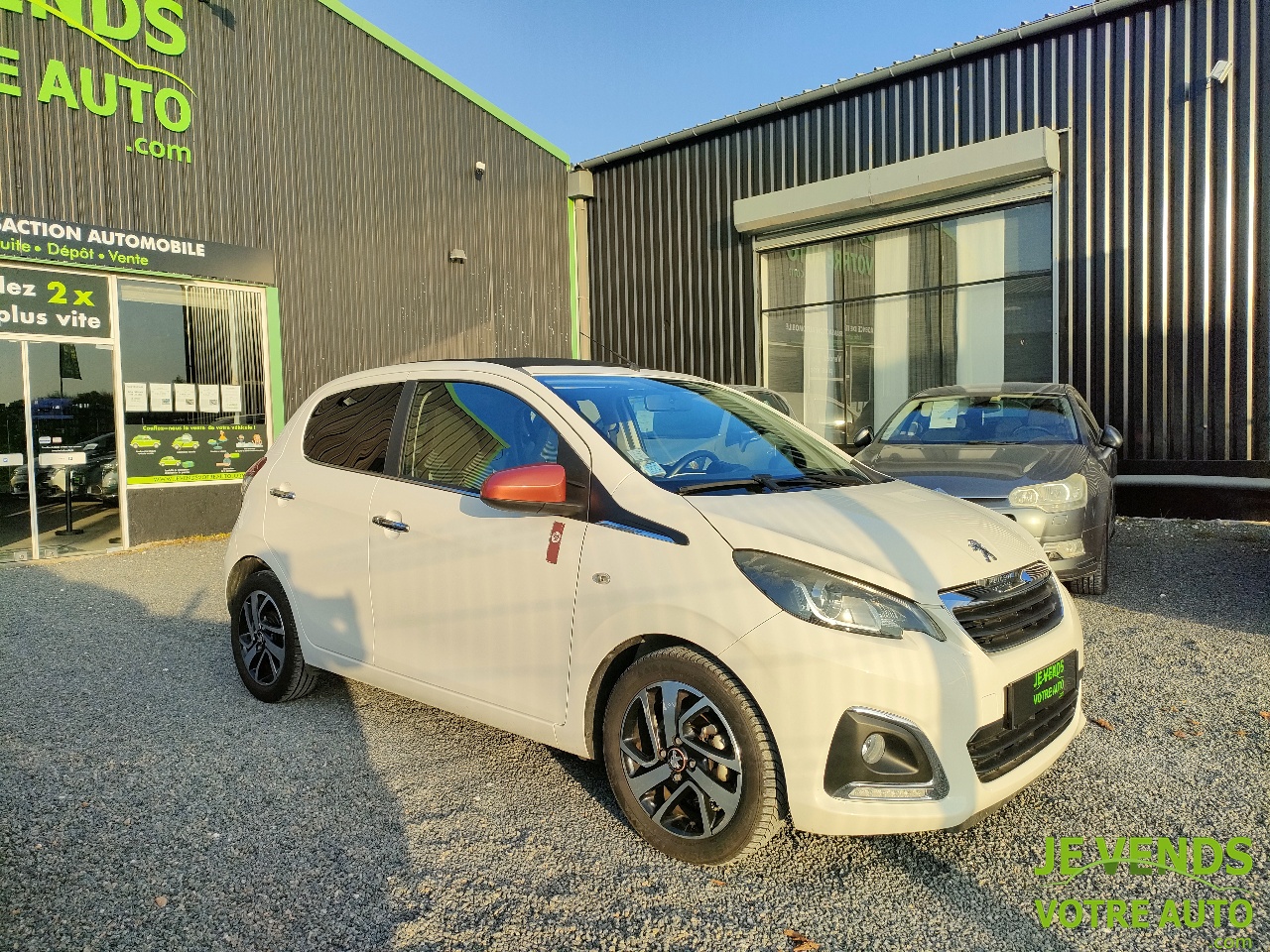 PEUGEOT 108