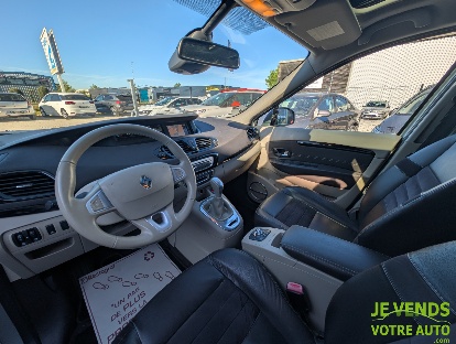 RENAULT GRAND SCENIC