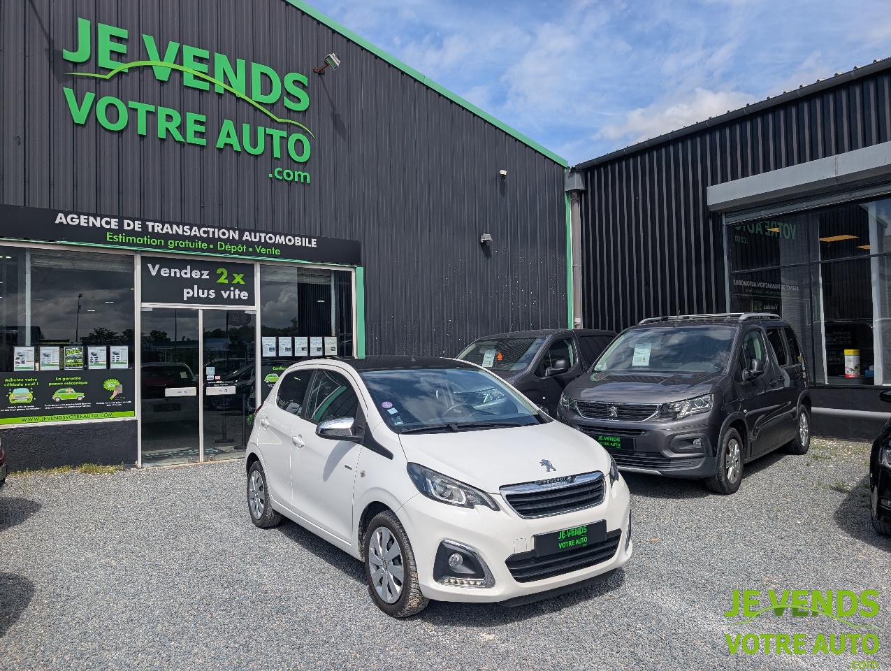 PEUGEOT 108