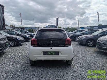 PEUGEOT 108