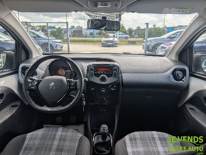 PEUGEOT 108