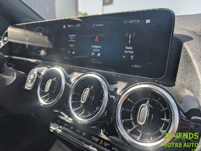 MERCEDES GLA