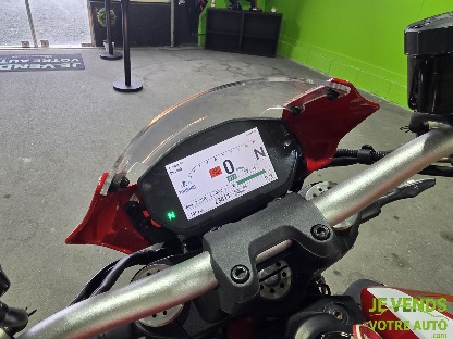 DUCATI MONSTER
