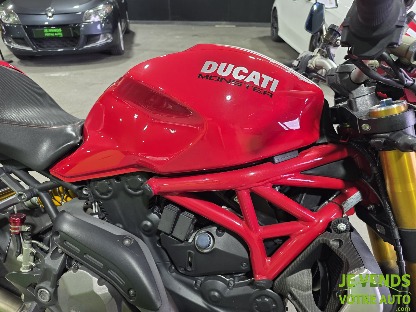 DUCATI MONSTER
