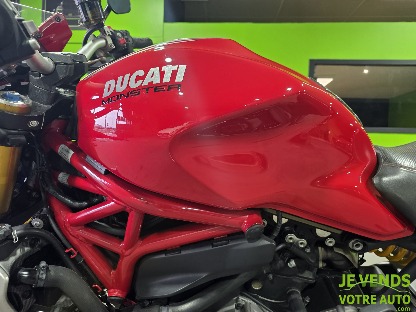 DUCATI MONSTER