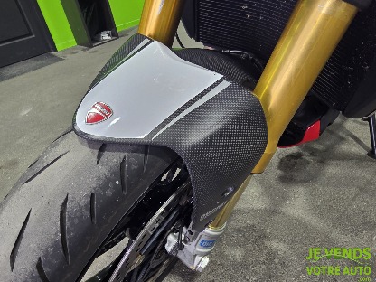 DUCATI MONSTER