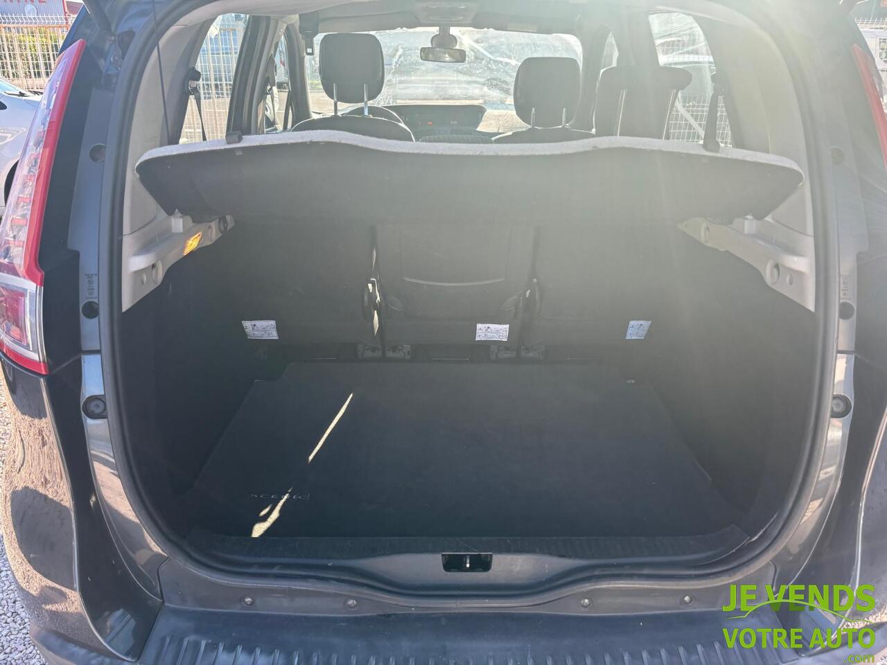 RENAULT SCENIC