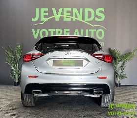 INFINITI Q30
