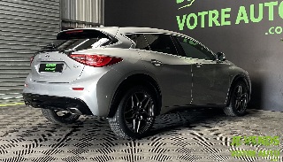 INFINITI Q30