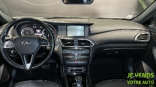 INFINITI Q30