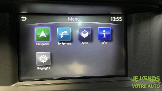 INFINITI Q30