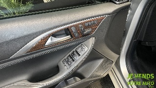 INFINITI Q30
