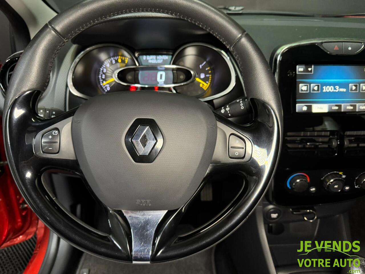 RENAULT Clio