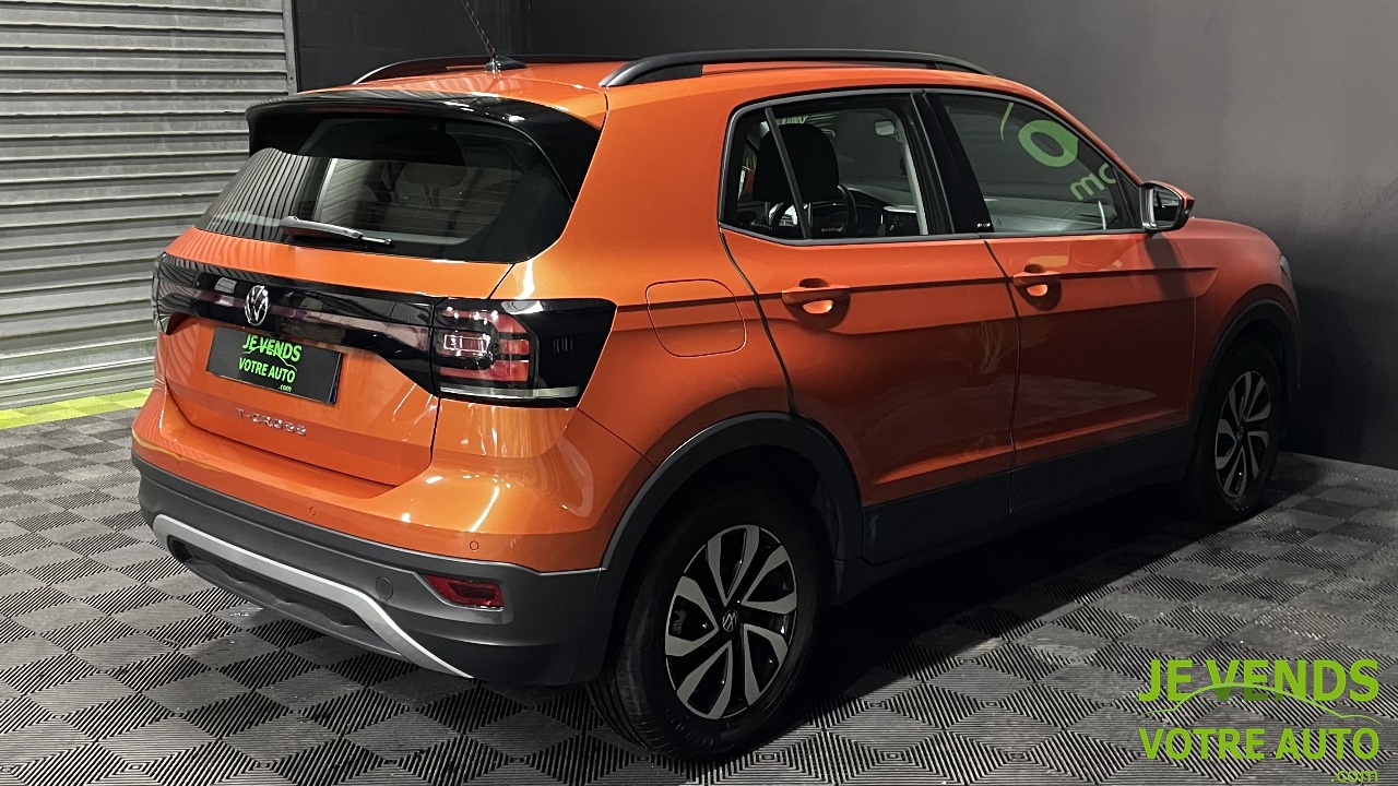 VOLKSWAGEN T-CROSS