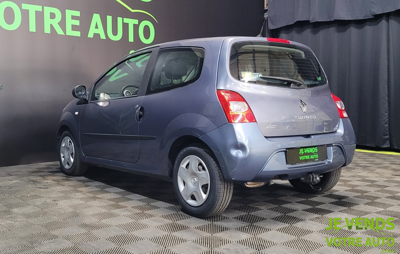 RENAULT TWINGO