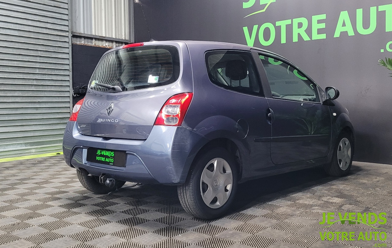 RENAULT TWINGO