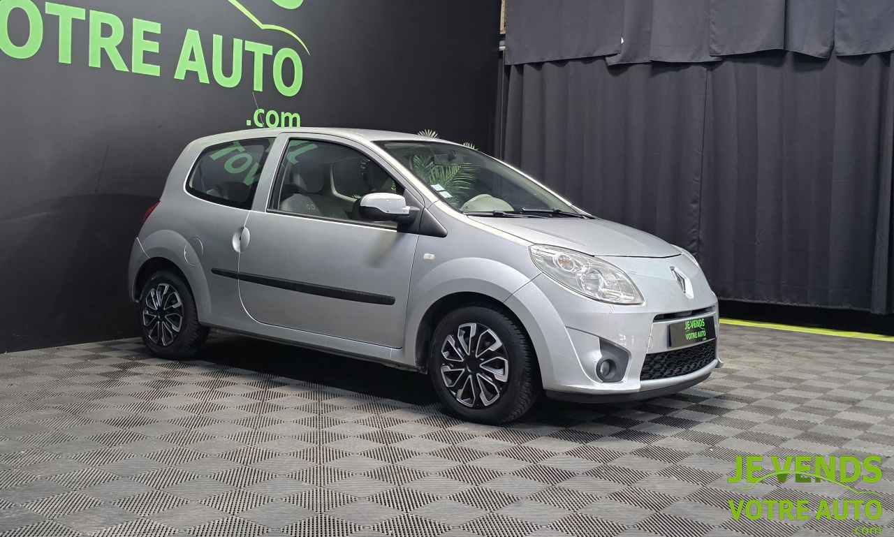 RENAULT TWINGO