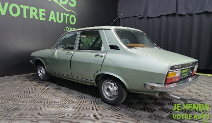 RENAULT R12