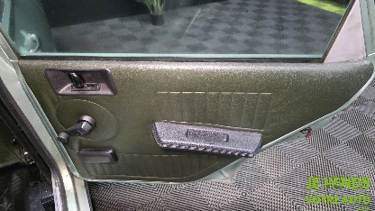 RENAULT R12