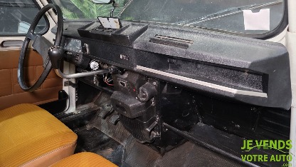 RENAULT R4