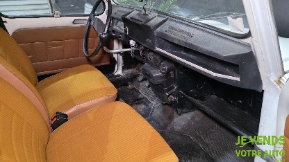 RENAULT R4