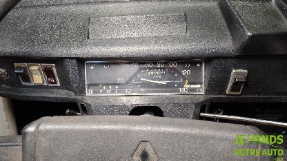 RENAULT R4