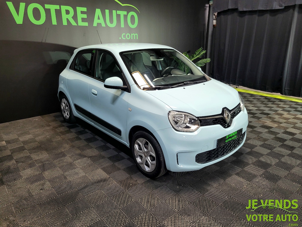 RENAULT TWINGO