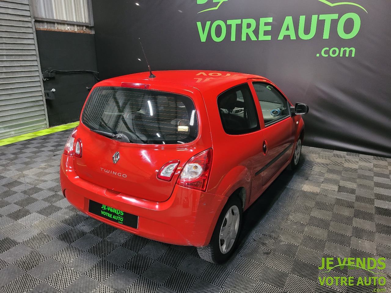 RENAULT TWINGO