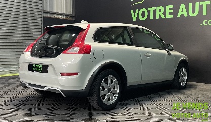 VOLVO C30