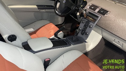VOLVO C30
