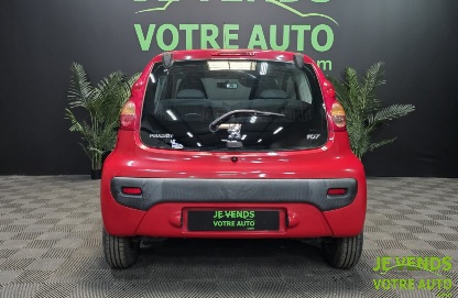 PEUGEOT 107