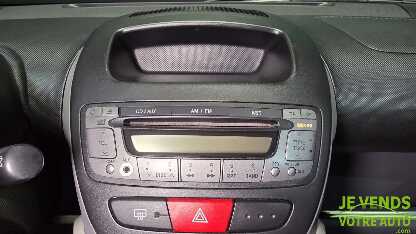 PEUGEOT 107