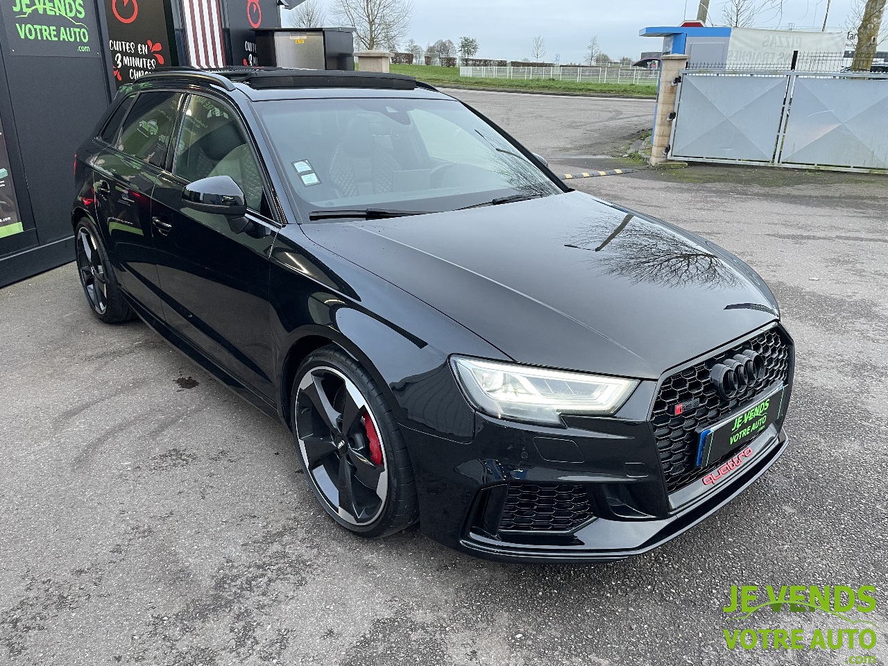 AUDI RS3