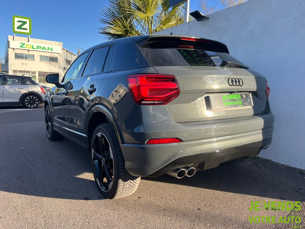 AUDI Q2