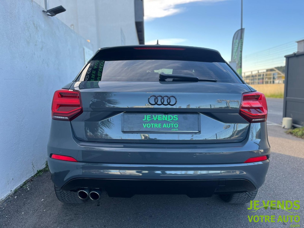 AUDI Q2