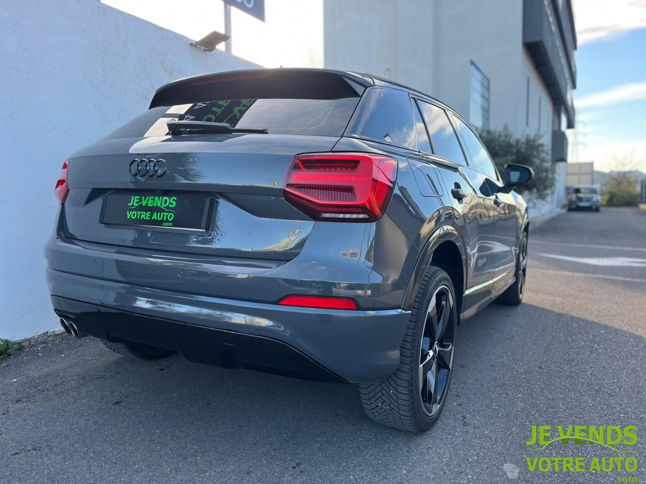 AUDI Q2