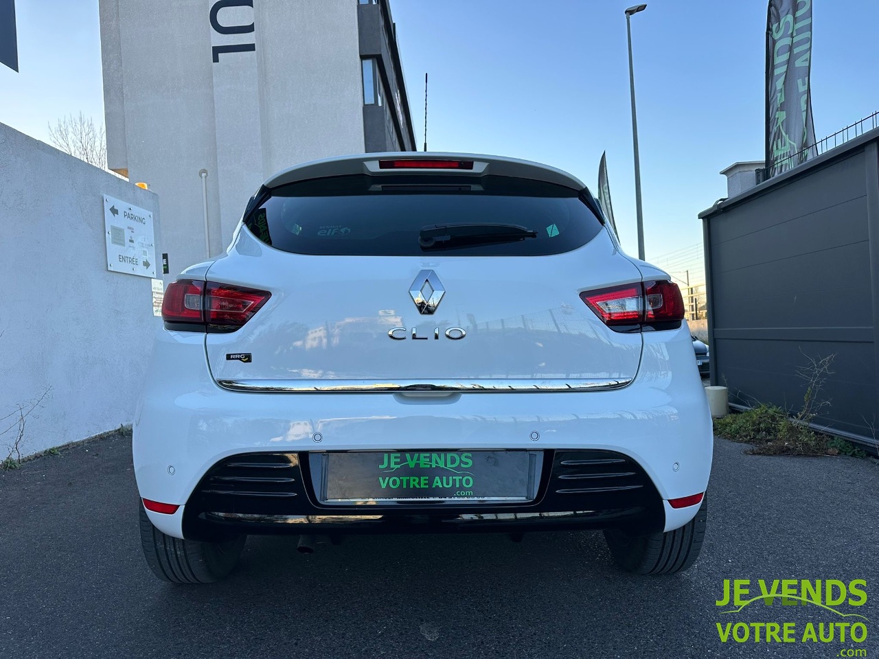 RENAULT CLIO