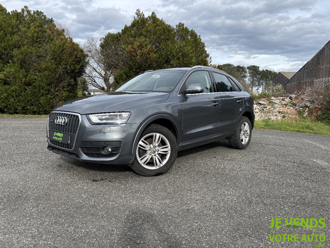 AUDI Q3