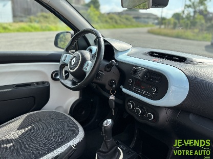 RENAULT TWINGO