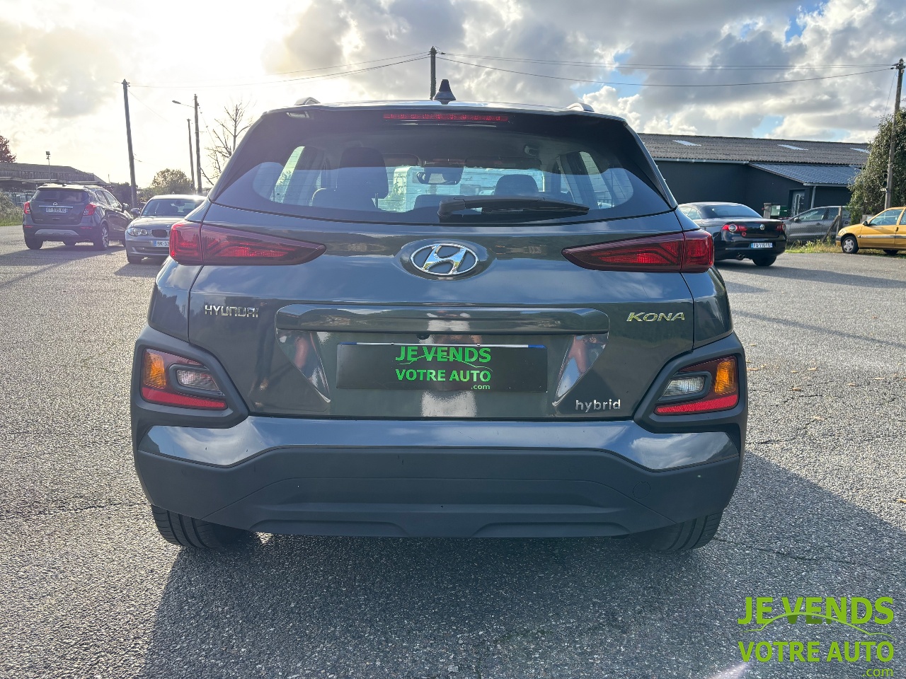 HYUNDAI KONA