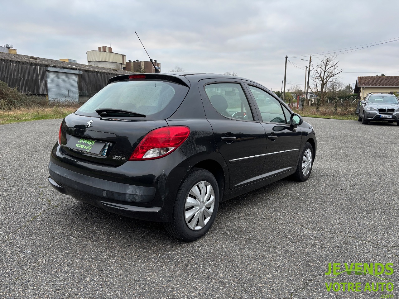 PEUGEOT 207