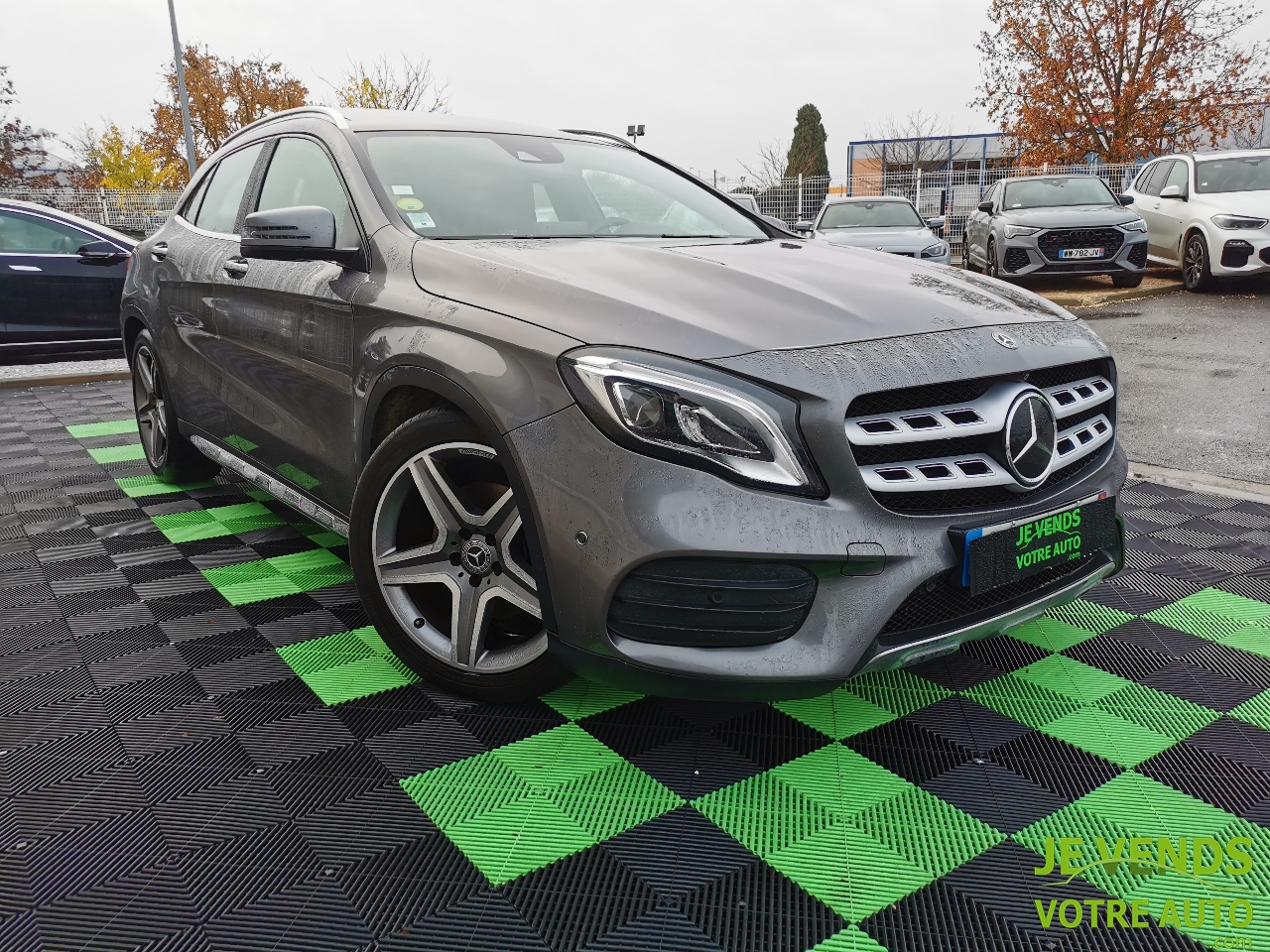 MERCEDES GLA